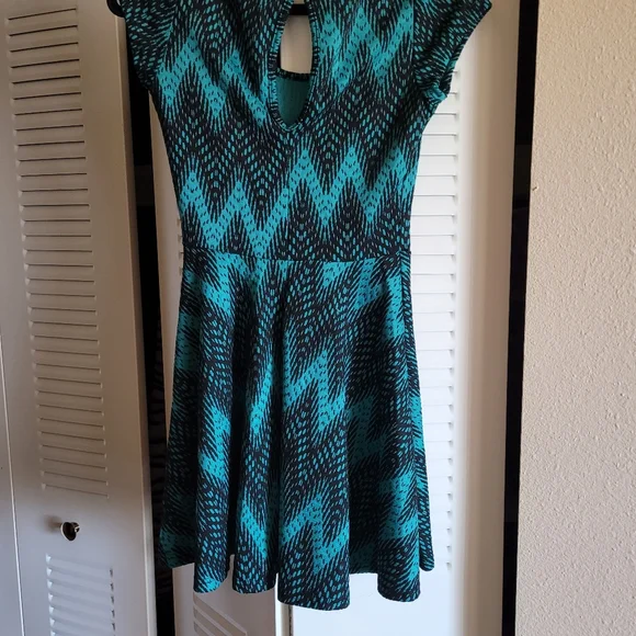 Mia Blue and Black Chevron Print Dress - Picture 2 of 4